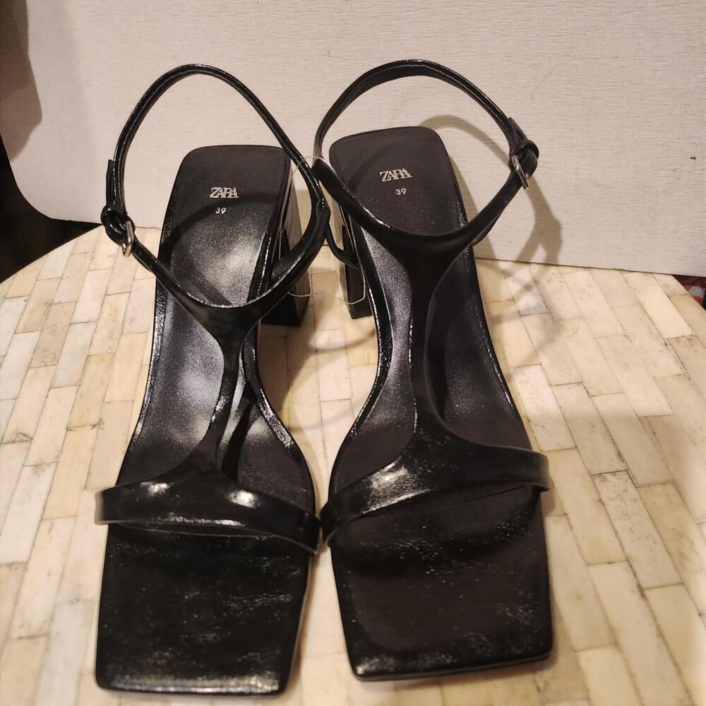 Zara strappy heeled sandals size 39 NEW